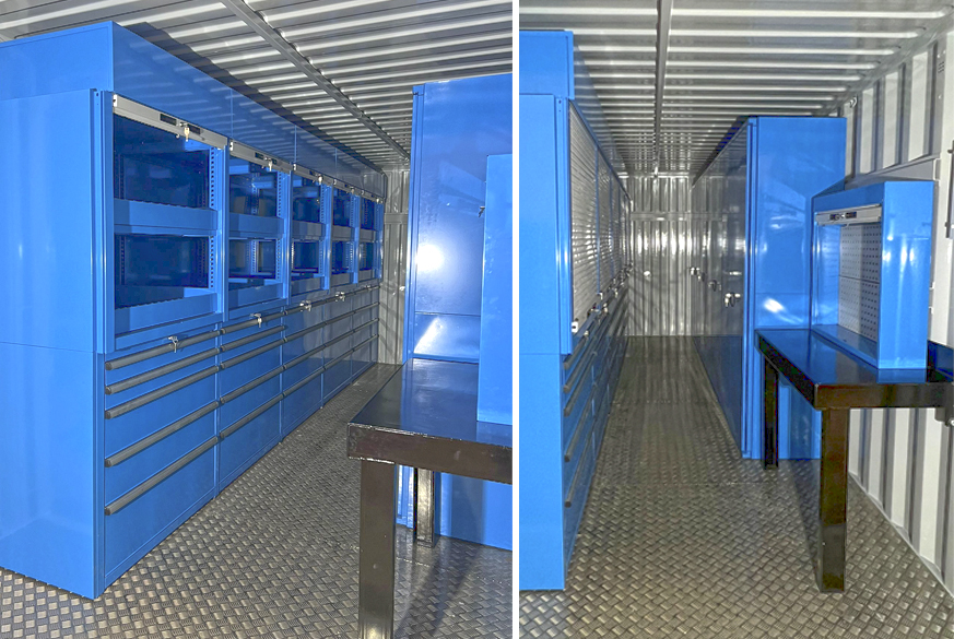 Proyecto para equipar un container marítimo como zona de trabajo y almacenaje de herramientas y recambios. El proyecto consiste en colocar elementos de almacenamiento y de trabajo dentro de un container marítimo que servirá como centro de trabajo y almacén itinerante. El container se deberá mover con camión, grua y/o barco por lo que todo el mobiliario irá sujeto a la estructura del container y estará cerrado con puertas y retenedores para evitar caídas del amterial almacenado durante el transporte. El mobiliario consta de una estantería metálica modular con cajones extraíbles en la parte inferior y puertas de persiana hasta media altura, otra estantería con puertas batienes, estantes interiores y un armario de persiana sobre un banco de trabajo metálico.