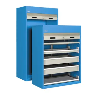 Mobiliario / Armarios / De puertas de persiana