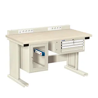 Mobiliario / Bancos de trabajo / Estaciones De Trabajo