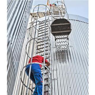 Elevación / Escaleras / Verticales fijas